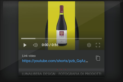 Foto bottiglie di vino birra olio liquori distillati